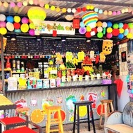 พี่ปุ้มผลไม้สดปั่น🍓🥝🍉🍋🍊🍏🥕🥥🥑 ข้างซีเจทางลงทะเล