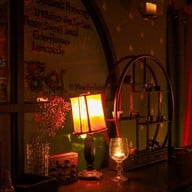 บรรยากาศ Honest Mistake Bar