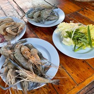 จ๊อบแจ๊บ บุฟเฟ่ต์หมูกระทะทอง