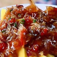 ญาดา ผลไม้คลุก