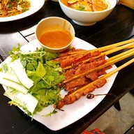 เมนูของร้าน Quan Cao Lau Ba Le