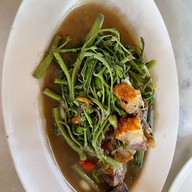 ร้านอาหารลุงแย้ม
