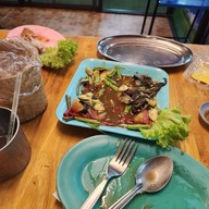 เมนูของร้าน ส้มตำนางงามฟันน้ำนม