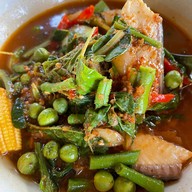 ร้านอาหารลุงแย้ม