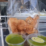 เมนู ปาท่องโก๋ตีลังกางาดำ ถนนหลังศูนย์ราชการ