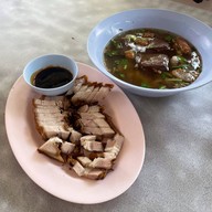 ก๋วยจั๊บน้ำใส สะพาน5