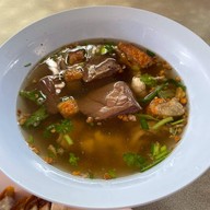 ก๋วยจั๊บน้ำใส สะพาน5