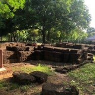 โบราณสถานสระมรกต