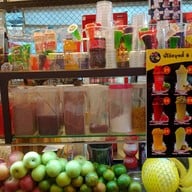 บรรยากาศ ตลาดกรีนเวย์