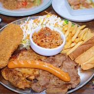 EAT STEAK บางแสน บางแสน