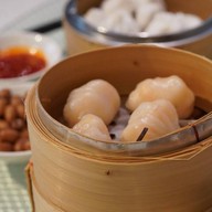 Wak Lol At Carlton Hotel