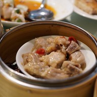 Wak Lol At Carlton Hotel