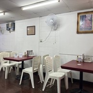 เหลาะงาทิ้น ข้าวหน้าไก่ ซอยพระรามเก้า 41