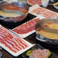 Imperial Treasure Steamboat