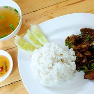 เมนูของร้าน ก๋วยเตี๋ยวเรือ อิ่มแปล้ เหมือนแม่ป้อน เขาเต่า