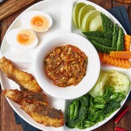 ครัวรภัคสร อาหารไทย อีสาน เจ้าเก่า 20ปี ร้านเดิมอีสานพัฒนา แฟลตคลองจั่น พระยาสุเรนทร์ ซอย6