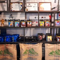 บรรยากาศ พิเศษ กาแฟ เพชรบุรี