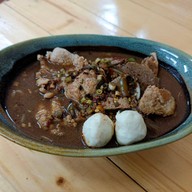 เมนูของร้าน ก๋วยเตี๋ยวเรือ อิ่มแปล้ เหมือนแม่ป้อน เขาเต่า