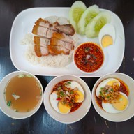 ก๋วยเตี๋ยวซุปกระดูกแม่โจ้ สาขา5