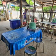 ก๋วยเต๋ียวเรือครูสน