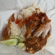 เมนูของร้าน ข้าวมันไก่ ตี๋น้อยไก่ตอน