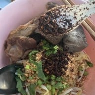 ป้าตุ๊กก๋วยเตี๋ยวเป็ด  คลองเปรมประชากร