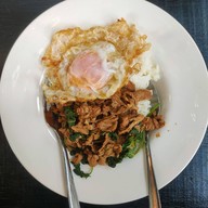 เมนูของร้าน กะเพราควาย