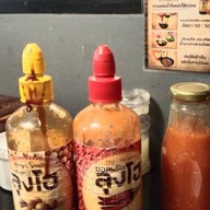 เมนูของร้าน เฝอลุงโฮ แม่กลอง