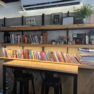 Cazz Cafe - แคซคาเฟ่ สุขุมวิท พระโขนง