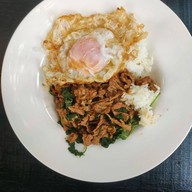 เมนูของร้าน กะเพราควาย