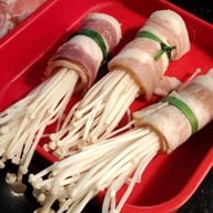 เมนูของร้าน เฝอลุงโฮ แม่กลอง