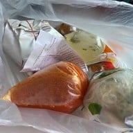 ข้าวมันไก่ ตี๋น้อยไก่ตอน