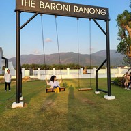 หน้าร้าน The Baroni Ranong