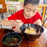 ทองโอชาหาดใหญ่ (ผัดไทยอำนวยวิทย์เก่า สาย 3) -