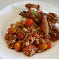 หมูทอดเจ๊จง โครงการปาล์มไอส์แลนด์ (Palm Island)