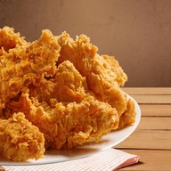ไก่ทอดเกาหลี   ไส้กรอกพันเบคอน ยากิโซบะ มาม่าเกาหลี  ไก่คาราเกะ สะโพกไก่ ไก่ไม่มีกระดูกทอดกร สาขา 3