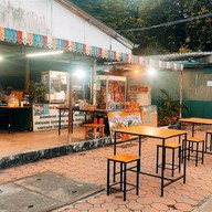 ร้านหอยทอดผัดไทยบ้านสุด & ข้าวกล่อง  ( อู่ยา )