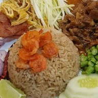 ข้าวคลุกกะปิ คุณโอ๊ต