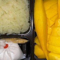Chef Ple ข้าวเหนียวมะม่วง สุขุมวิท 18