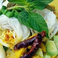 ขนมจีนแกงเนื้อแซ่บเว่อร์@รัชดาซอย3 รัชดาซอย3