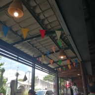 บรรยากาศ แซ่บส้มตำหมูย่าง