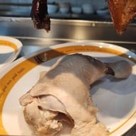 Limfun (ลิ้มฟั่น) ข้าวมันไก่สิงคโปร์