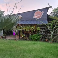 OASIS Bar & Restaurant