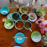 ขนมจีนยายแก้ว