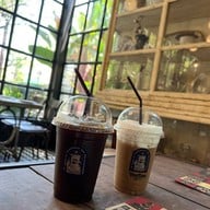 เมนูของร้าน Voodoo Cafe (วูดู คาเฟ่ ฮาลาล) มิตรไมตรี 6 หนองจอก กทม.