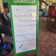 LaMesa restaurant and tapas bar