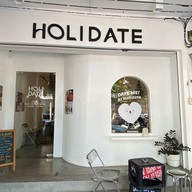 Holidate -