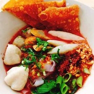 เมนูของร้าน เฮงเฮงเฮงเตี๋ยวโฟยำ สามแยกกระทุ่มแบน ทางไปมหาชัย