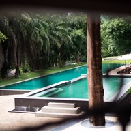 Sai Yok View raft Resort