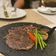 เมนูของร้าน Meat Maidens